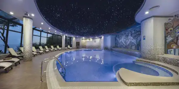 Merit Crystal Cove Casino & Spa - 11