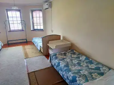 Uyut house - 13