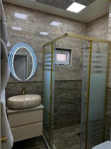 Grand Mirror - 5