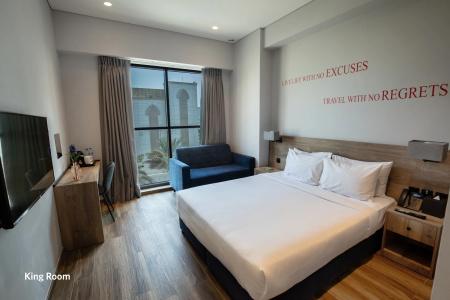 Kingsgate Canal - By Millennium, Dubai - 3