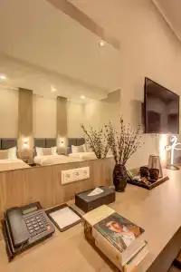 Sara Boutique - 5
