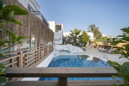 Costa Sariyaz - 11