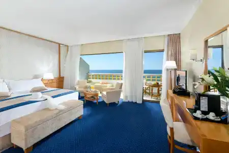 Constantinou Bros Pioneer Beach - 14