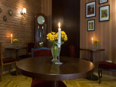 Simon's Boutique - 8