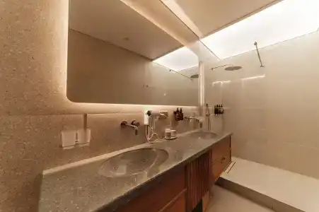 Residence - 15