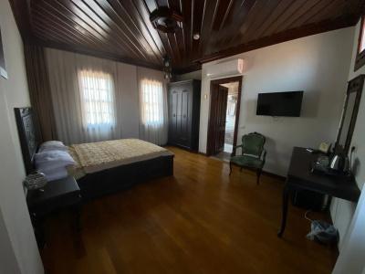 WOO Town Suites - 33