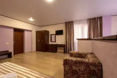 Капри - 86
