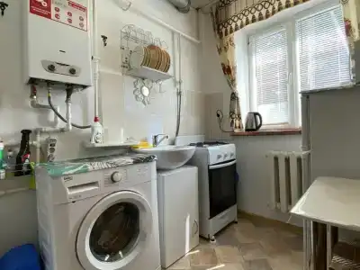 103 Горького 27 - 10