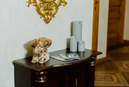 Royal Antique - 37