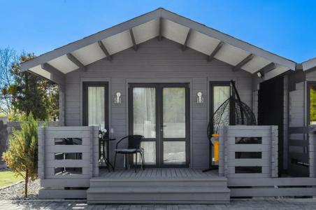 Grey House - 11