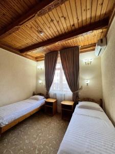 Caravan Serail - 62