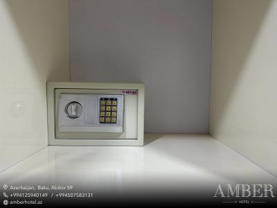 Amber - 29