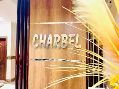 Charbel - 17