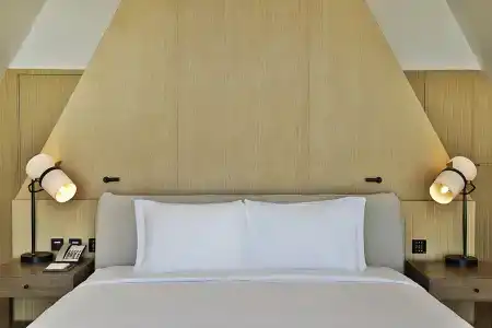 Katara Hills, Lxrs & Resorts - 6