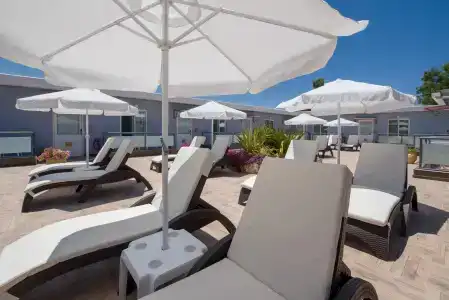 Paradice Luxury Suites - 40