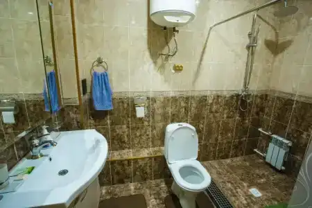 Уездный двор - 22
