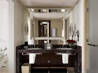 Four Seasons Hotel Moscow - 76