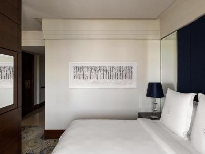 Four Seasons Hotel Moscow - 61