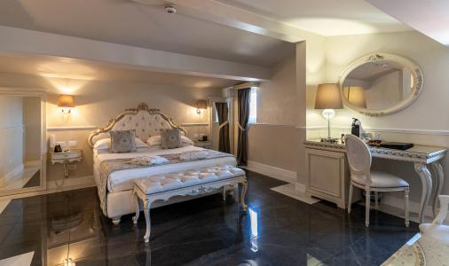 The Moon Boutique & Spa - 68