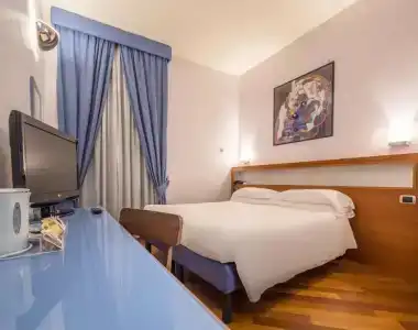 Best Western Plaza - 43