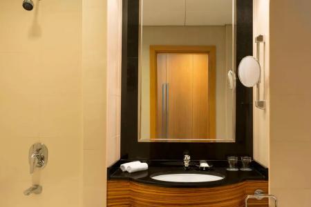 Four Points by Sheraton Downtown Dubai - 61