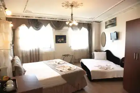 Seahouse Suites - 8
