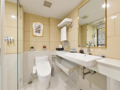 Oakwood & Residence Bangkok Sha Plus Certified - 22