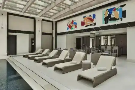 Four Seasons Hotel Moscow - 15