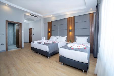 Center Hill Suites - 70