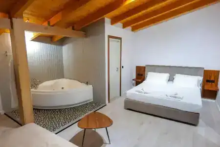 Semajo - 9