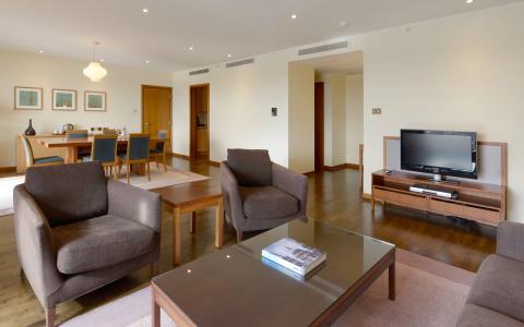 Canary Riverside Plaza - 63