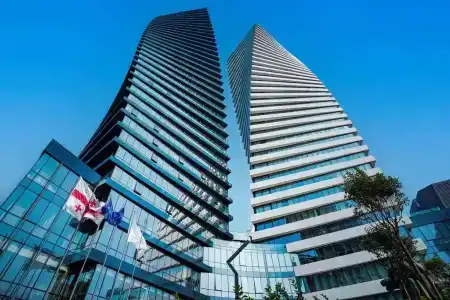 Pullman Tbilisi Axis Towers - 1