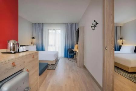Hampton By Hilton Tashkent - 46