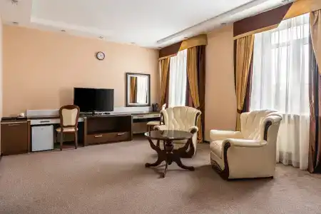 Губернский - 14