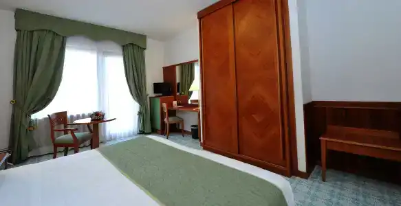 Grand Cesare Augusto - 28