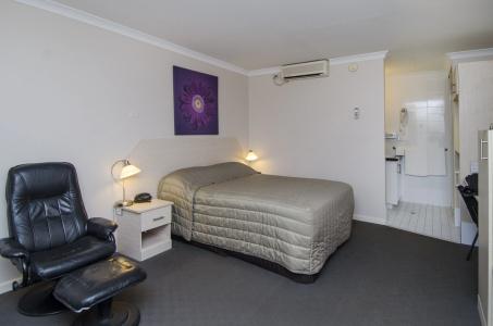Quality Inn Railway - 18
