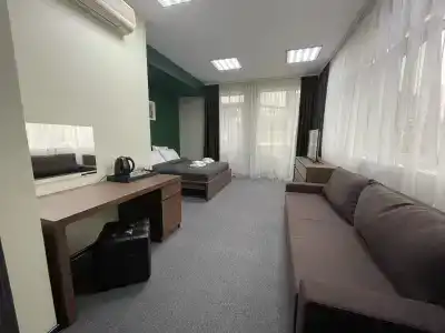 Четыре комнаты - 2