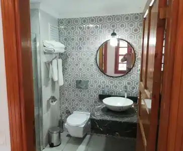 WOO Town Suites - 46