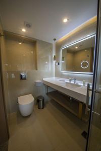 Luxotel Beach Resort & Spa - 10