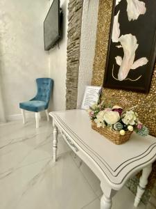 Silver House - 107
