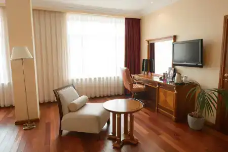 Crowne Plaza Minsk - 32