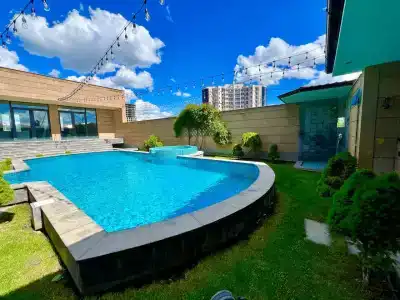 Вилла Luxury с бассейном и джакузи - 0
