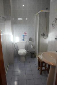 Salom Inn - 8