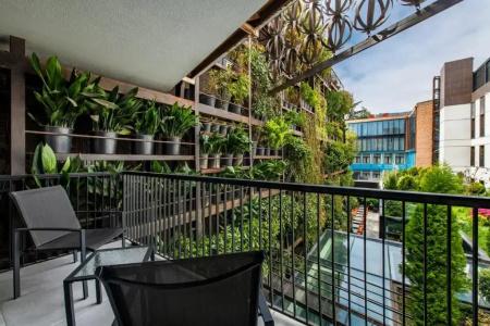 Iota Hotel Tbilisi - 46
