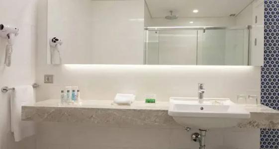 Ramada & Suites Kemalpasa - 21