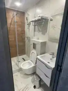 У Кремля - 102