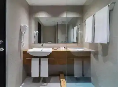 Holiday Inn Тбилиси - 12