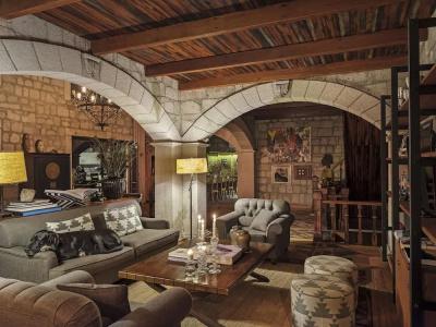 Simurg Inn - 49