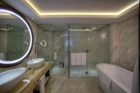 Crowne Plaza Dubai Deira, An Ihg - 50