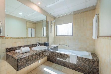 Suha Jbr - 44